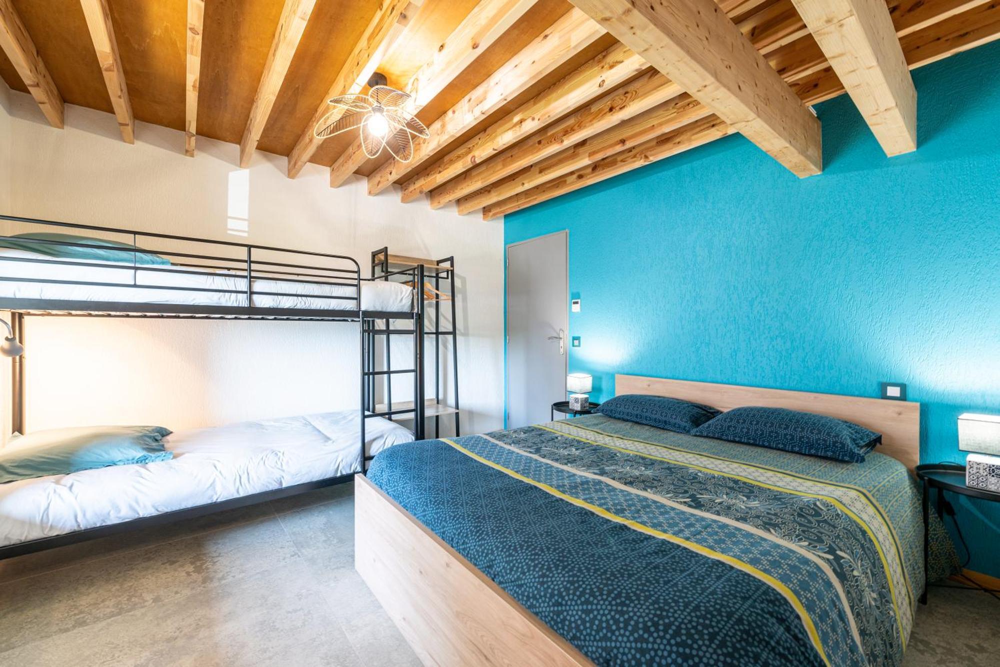 Les Bellevues Hotel Moye Bagian luar foto